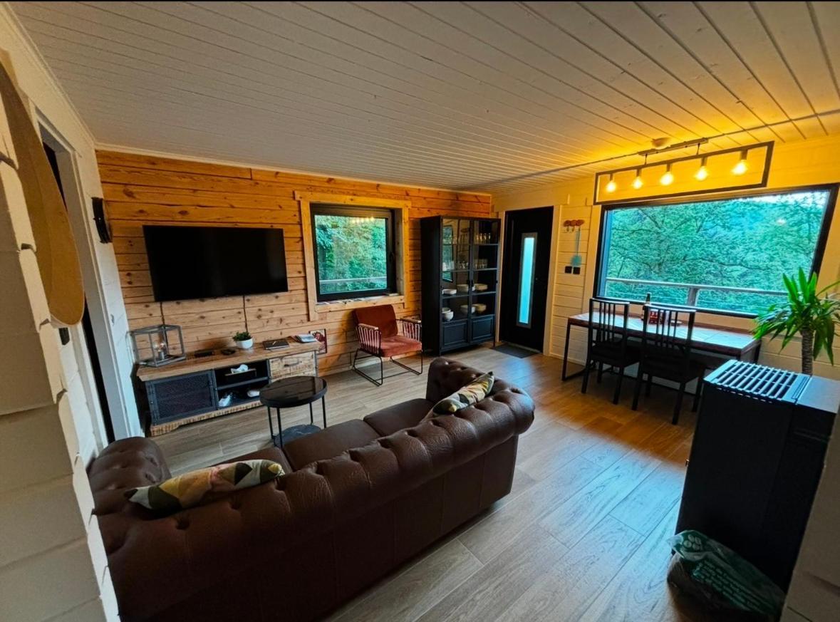 Gites Douillets : Chalet Sur Pilotis Houyet Eksteriør bilde